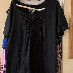 Just My Size Black Short Sleeve Women's Top. 1X